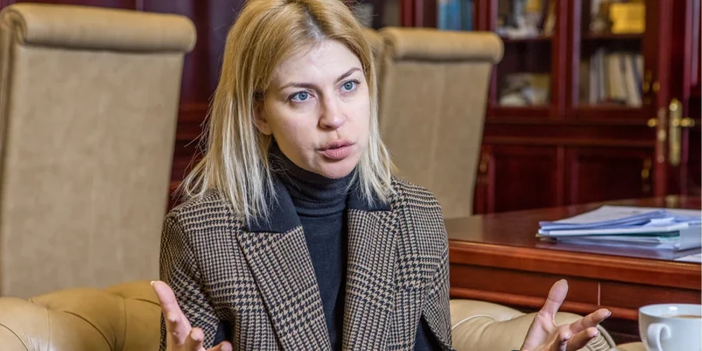 Сторінка указу Президента України №696/2026 про звільнення Ольги Стефанішиної з посади посла у США