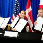 Трамп, Фредеріксен і Нільсен підписують безпекову угоду щодо Гренландії в будівлі ООН, 22 вересня 2026 року