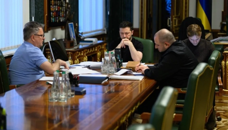 Зеленський провів дзвінок із Віткоффом і Кушнером після флоридських переговорів