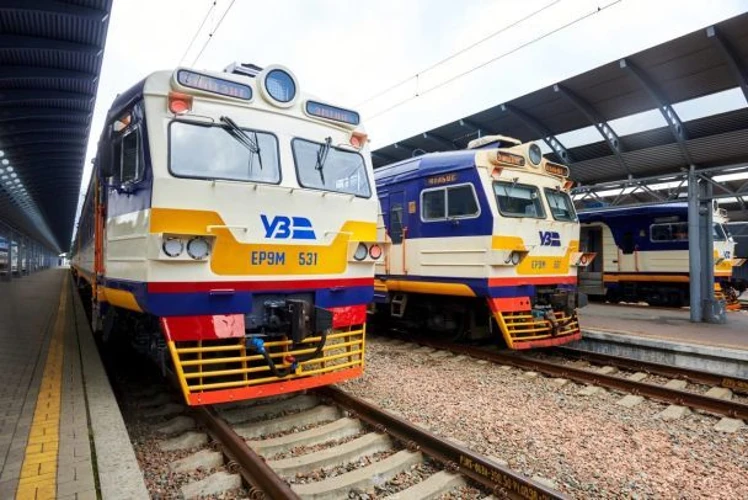 У Києві з 5 до 9 жовтня запускають 18 шатлів Kyiv City Express між берегами