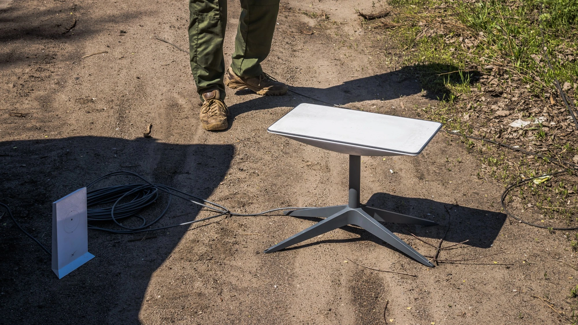 Хроніка нічного обмеження Starshield: як Міноборони реагує на зміни SpaceX